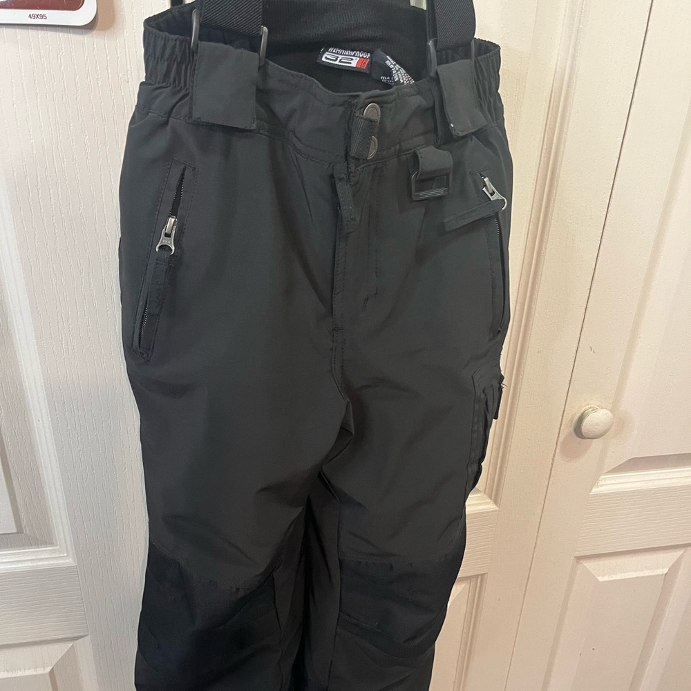 Weatherproof Snowboard pants with suspenders kids